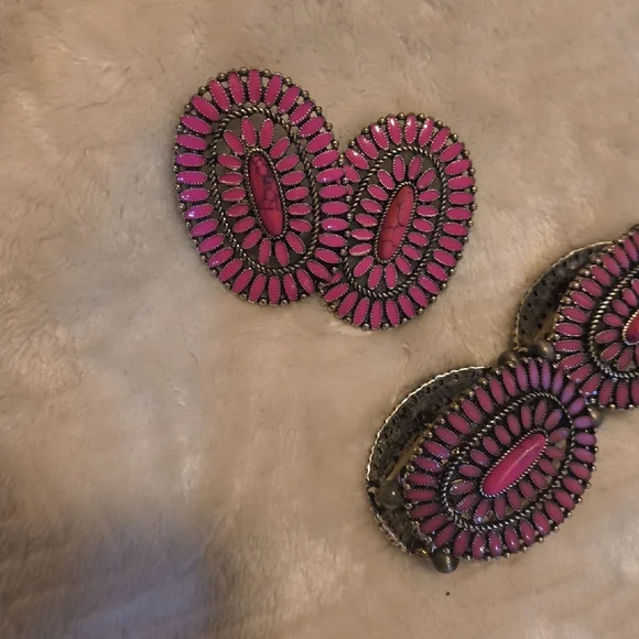 Western Pink Concho Earrings And Bracelet SET - Picture 2 of 6